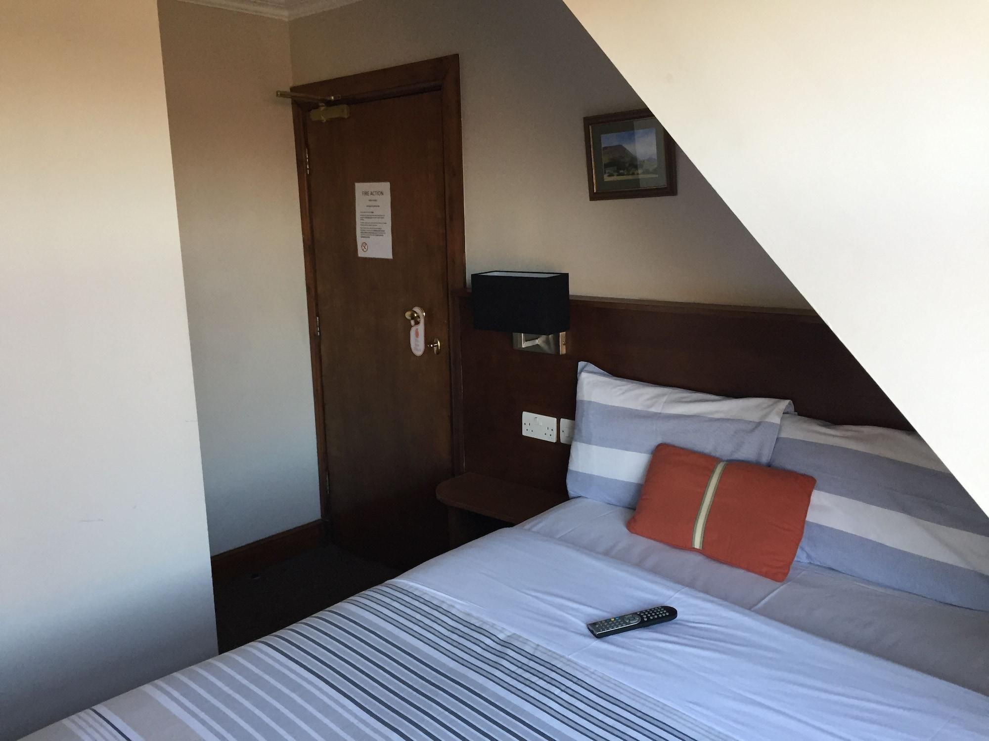 Cambridge House Hotel Edinburgh Bagian luar foto